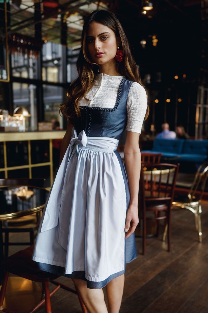 formal dirndl