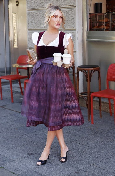 Dirndl Eleanor Samt beere